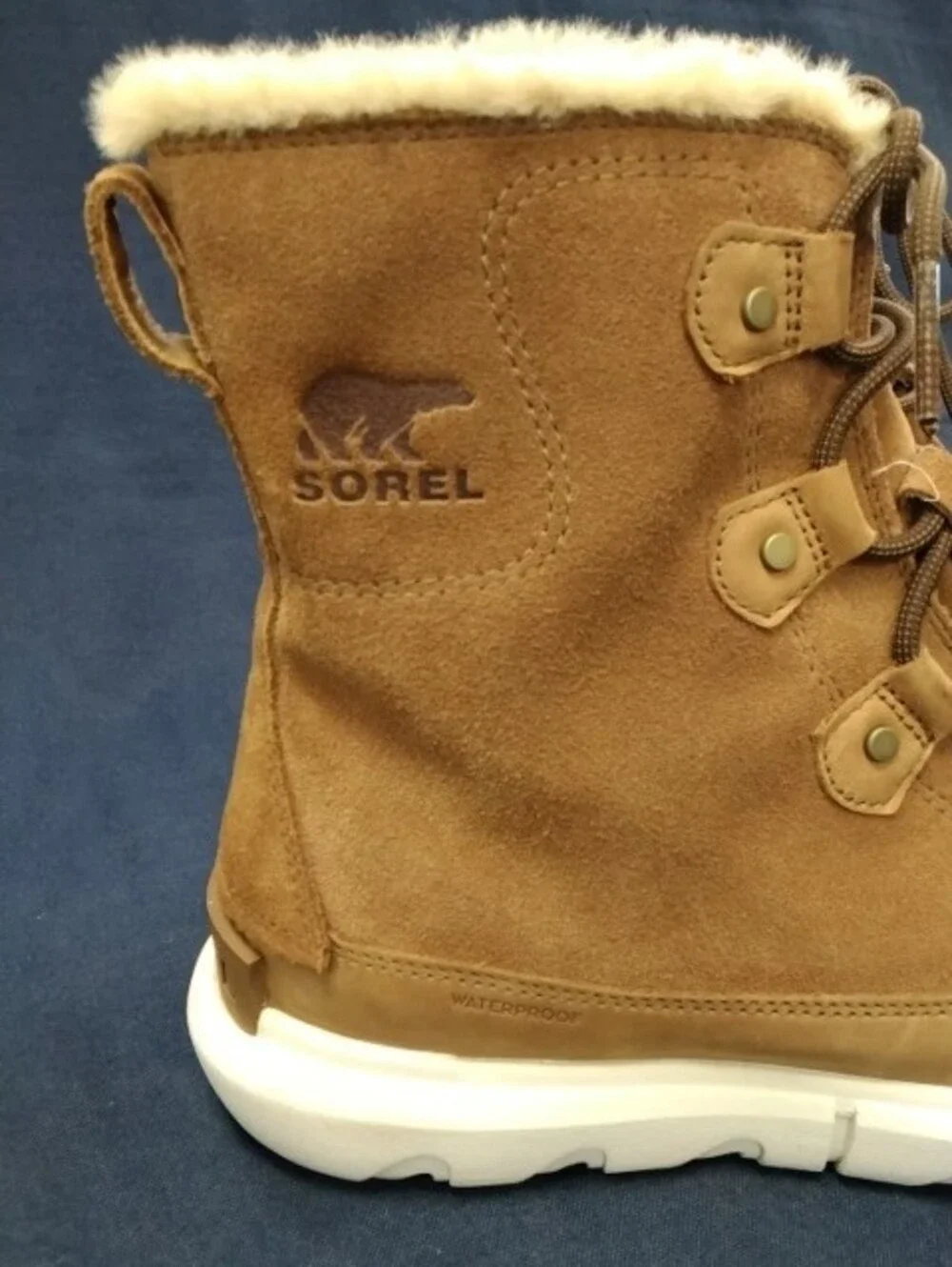 Sorel Women's Tan Suede Lace-Up Winter Boots with Shearling Trim